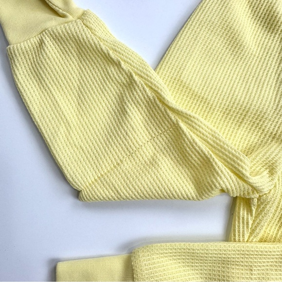 Vintage 80s Warner Bros Bugs Bunny Yellow Thermal Baby Pajama Set Sz 12M Retro - Picture 3 of 11